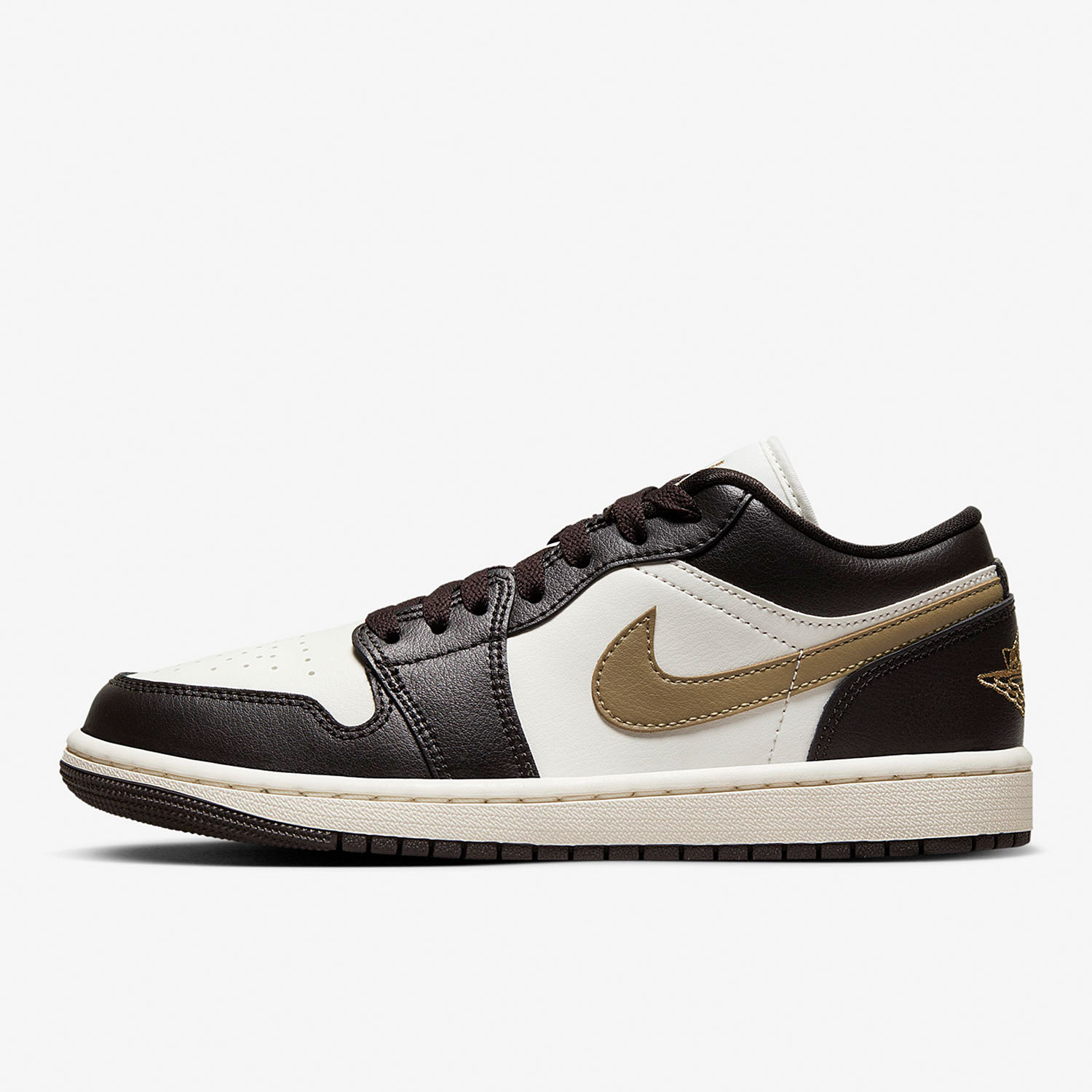 Chaussures de basketball Nike  - Women'S Shoes Nike Jordan avis et prix